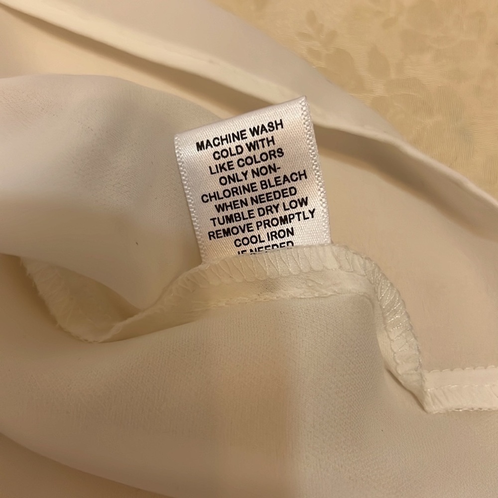Elle White Blouse with Flare Sleeve and bottom.  Size M - Picture 7 of 8